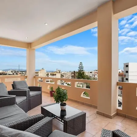 Patelakis Near The 公寓